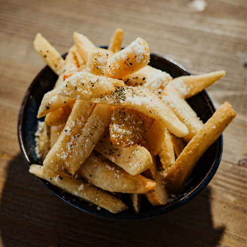 Φρέσκες πατάτες τηγανιτές / Fresh
hand-cut fries