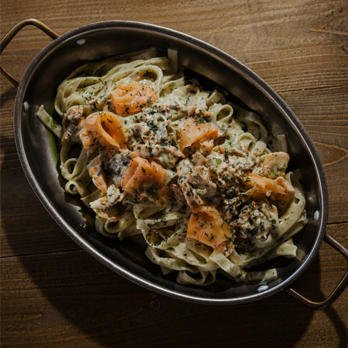 Ταλιατέλες σολομού / Salmon tagliatelle