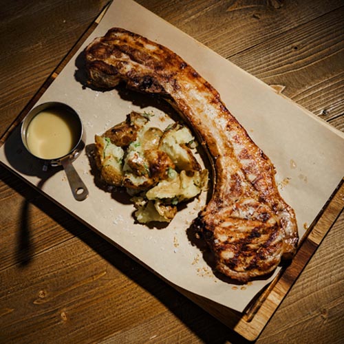 Χοιρινή tomahawk / Pork tomahawk 